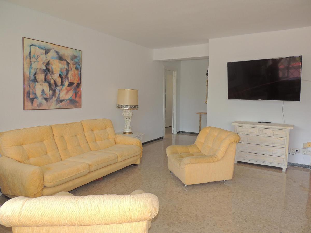 Eurosol Carihuela Beach Torremolinos Buitenkant foto