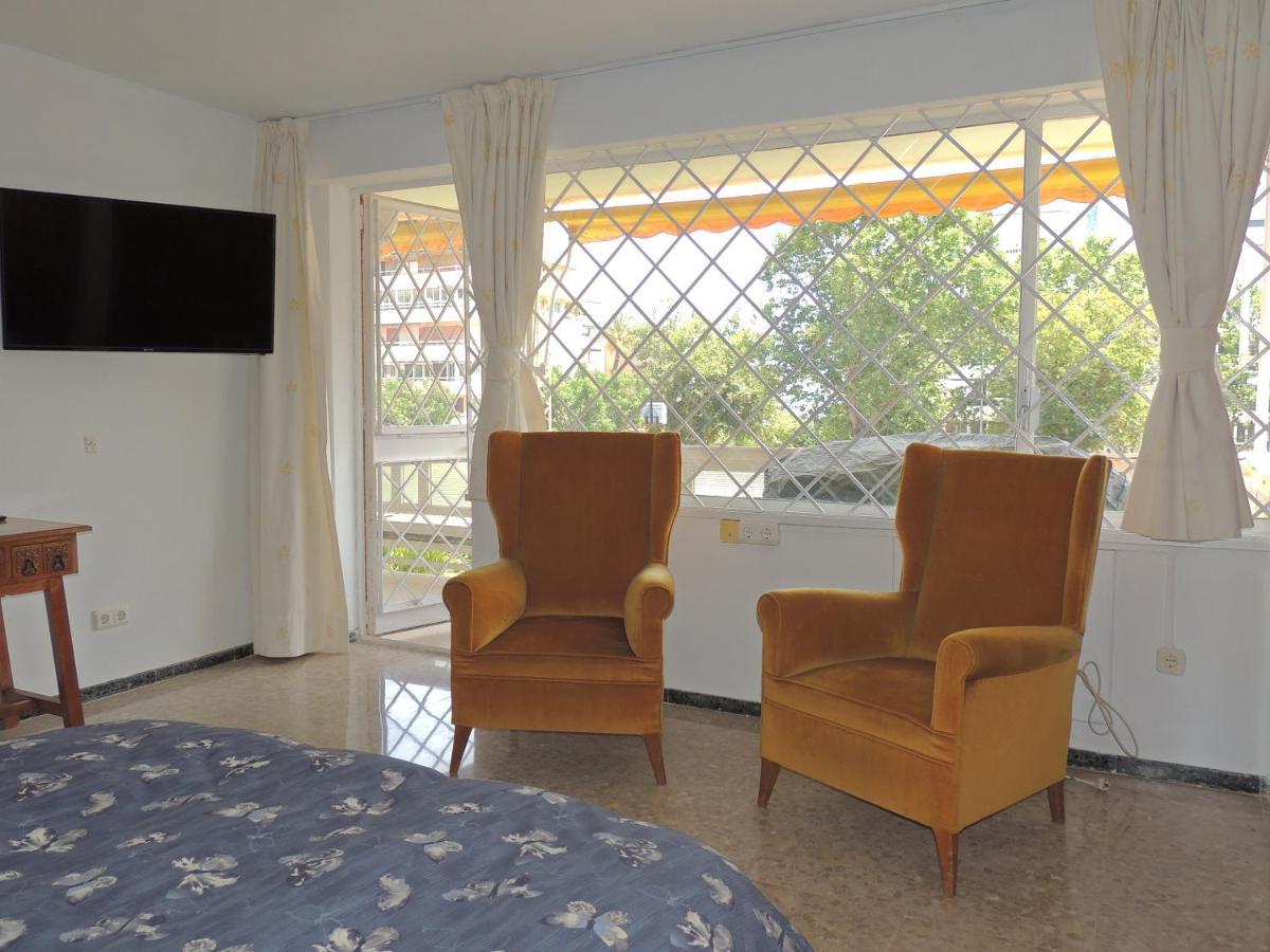 Eurosol Carihuela Beach Torremolinos Buitenkant foto